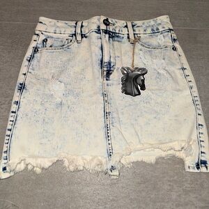 Mini skirt